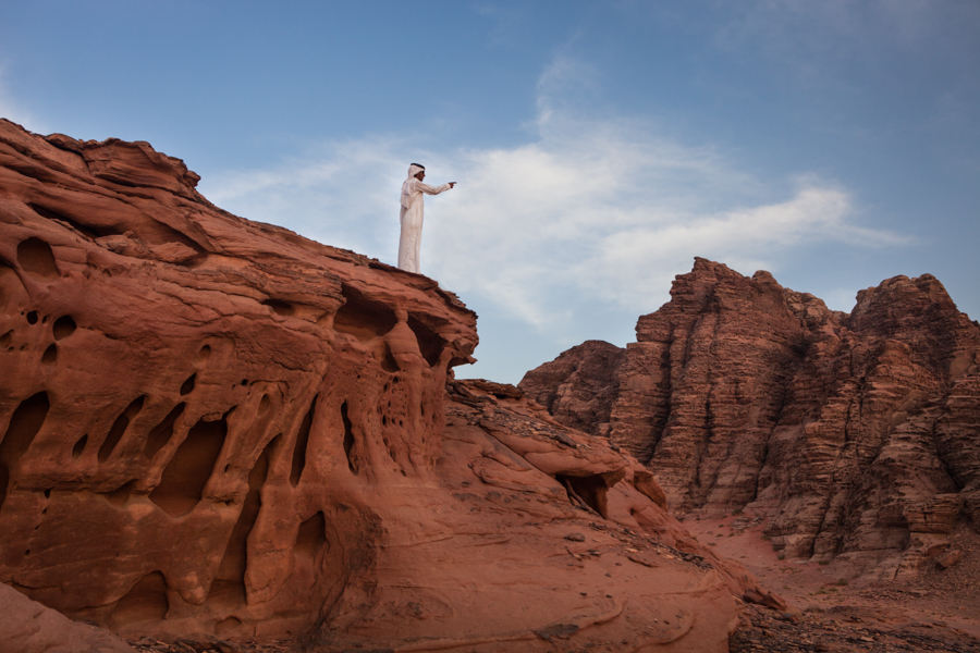 http://www.lauraportinaro.com/files/gimgs/70_wadi-rum-4.jpg