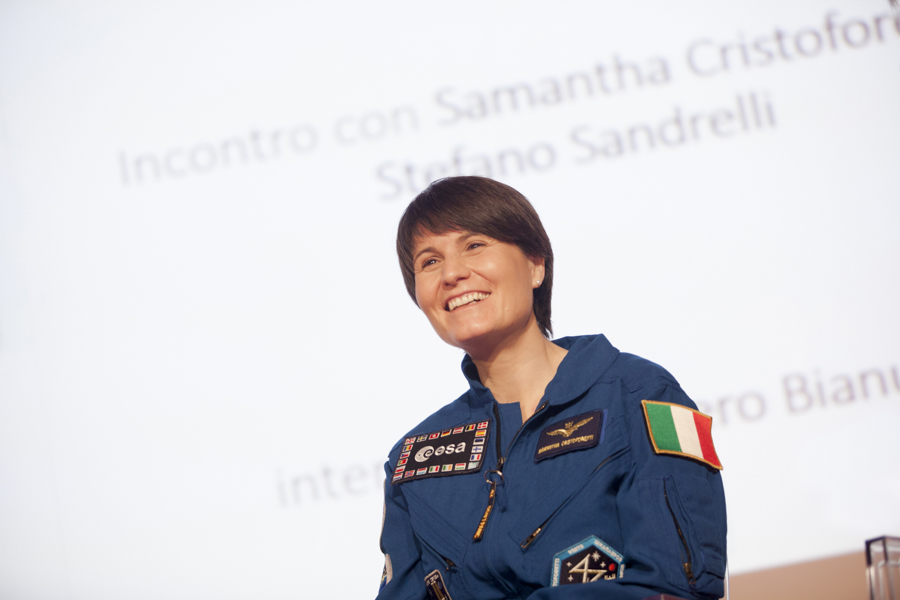 http://www.lauraportinaro.com/files/gimgs/82_img1256-2jpg-edit.jpg